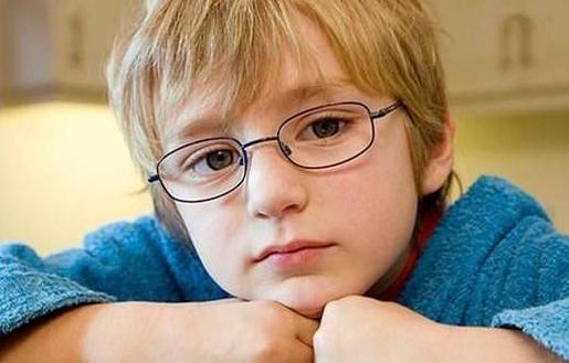 ������ӮaƷ�����˺��ӵ��۾�