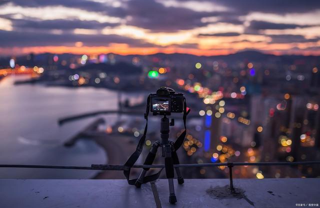 2022�Ї������˿��ܶȰ� ����ǰʮ�������Ďׂ������������Σ�