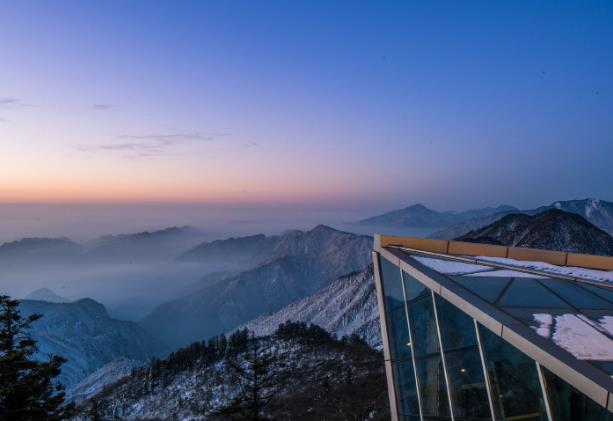 �ɶ����Xѩɽ��ɫ�Æ᣿���Ի�ѩ�᣿