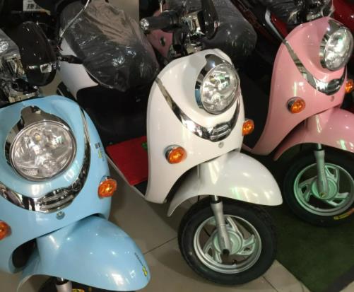 ��ô��늳��ǲ���ʯīϩ늳أ��ŵ�ʯīϩ늳��ǿ��V�Ć�