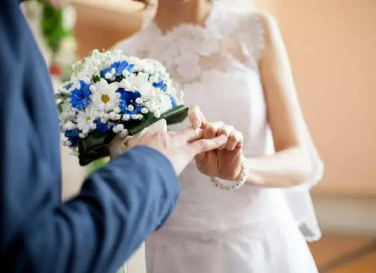 ������T��ʲôҎ����Ů�����T�ֵ܁��ӽo�����X