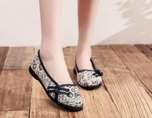 �c��Ь�����c��߀�ܴ��᣿�I���c��Ь����ÿ���c�¶���Ҫ�I��