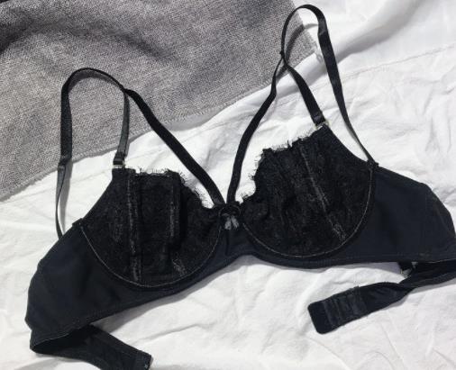 ��(n��i)���IС����Ĵ�һЩС�[�T��һ����΢�oһ�c�ă�(n��i)�¾�������ô�k