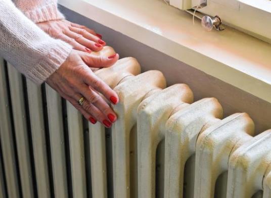 ��ů�Y(ji��)���˵�ů���ˮ������߀�Ƿų�ȥ����ů�Y(ji��)���˹���߀��ˮ��