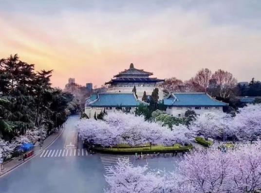 ��һȥ��h��W(xu��)����·܇����h���·ݽ�(j��ng)�������