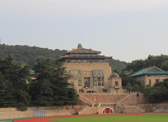 ��һȥ��h��W(xu��)����·܇����h���·ݽ�(j��ng)�������