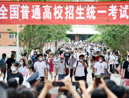 �߿��Ǵ�y��߀���ڱ��������߿��ǲ������Լ��WУ��