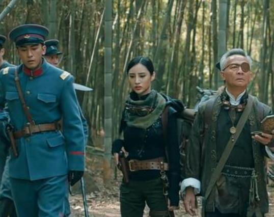 �ÿ��ִ̼��ıIĹ��Ӱ���а����X�Կߡ�������֮�����Eֵ��һ��