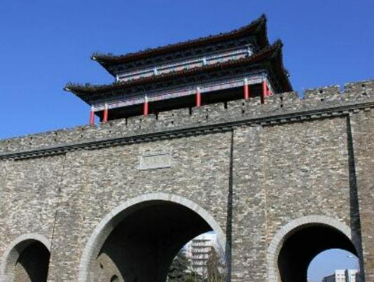 �Ͼ���ȥʮ��vʷ���c(di��n)����ɽ��@��ݰ��硢��Т�꽨����ˇ�߳�