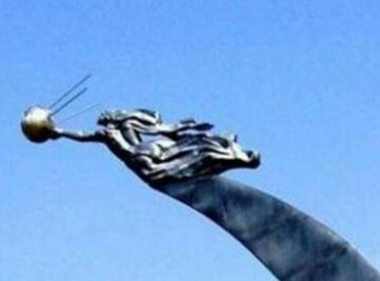 �B�T�������α�ȥʮ���c�������W���Ƅ������ν����İlչ