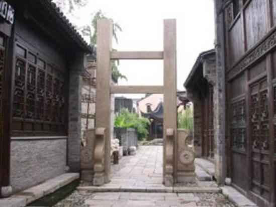 �Ͼ���ˇС���{�ĵط��������U�͹��^�����c�����T�|�b�޼�ā����