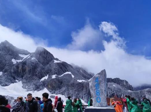 ��������ѩɽ����ϴ��᣿����ѩɽ�߷���(y��n)�؆�