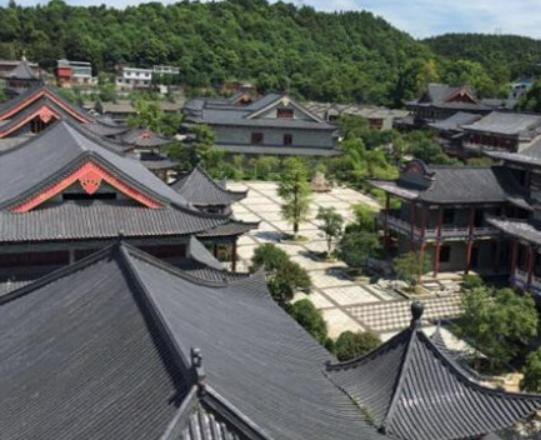 Ƽ�l�����ĵط����������ɽ��Ȼ���^�á���������ɫǧ�˰ّB