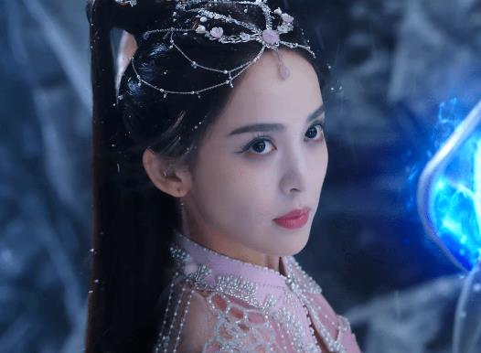 ѩ���I�������|��ѩ���Ўׂ�Ů�ˣ�ѩ���I���L�L�Tʿ����׺õĉĵ�