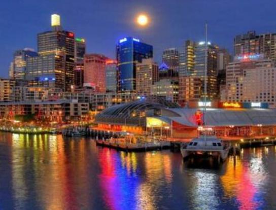 ȥϤ�����ε�ʮ����ξ��c��Ϥ��脡Ժҹ����(y��u)�������˸ۘO������