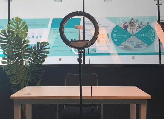 ֱ���g��(d��ng)�ж����Xһ��(g��)С�r(sh��)��ֱ���g��(d��ng)����ô����(d��ng)