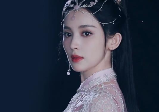 �����º��ꖲ��Y����һ��]��ѩ���I��ħ����˾���l