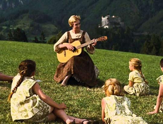 ȫ��vʷ��ʮ���Ƭ���������������������ġ�Ф��˵ľ��H������˼