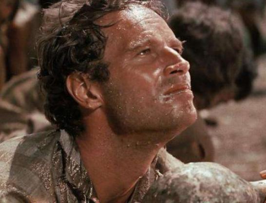 �_�R�ۇ����Ӱ�������¸ҵ��ľߴ����ԡ�˹���_300��ʿ���挍���¸ľ�