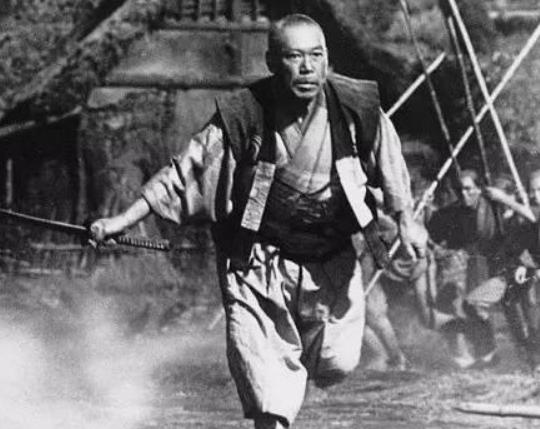 ʮ���ձ��u��9���ϵ��Ӱ��ǧ�cǧ�����|�����Z���ǽ�(j��ng)��֮��