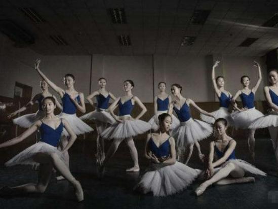 ����ʮ���赸�WԺ���а񣬱����赸�WԺ�����܊ˇ�g�WԺ�ǌW���ĉ���