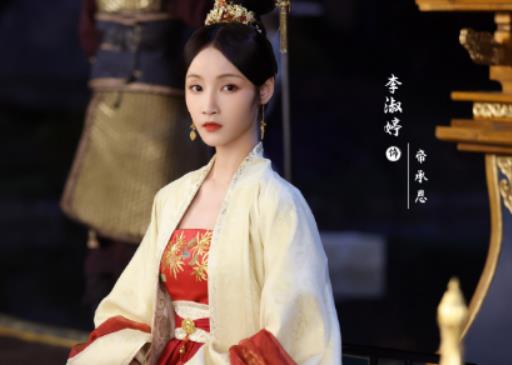 �������n��ʲô�r��֪���ΰ����ǵ���Ԫ�ģ����������ΰ�����ñ�¶����