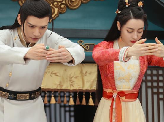 �ΰ������������һ���᣿�������n���ΰ�����һ��]