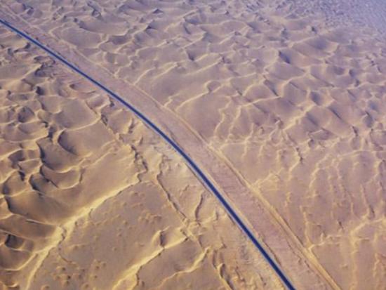 ȫ��������·���а񣬴��ع�·��ɫ��������ع�·�����ĕ�����