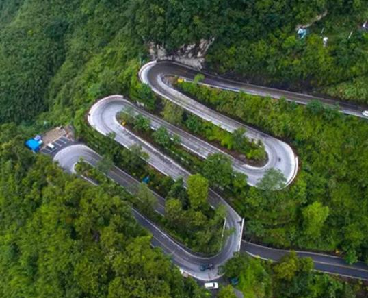 �Ї�ʮ��Pɽ��·������ɽ��·�؄��U������ڹ�·һ���˲�����