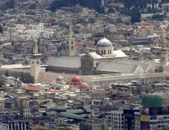 ��������ϵ�ʮ�����������������γ��С��Ȳ���˹�����������z�a