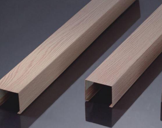 ʮ���X��ͨƷ�����У��{�����X��ͨ�ԃr�ȸߡ������X��ͨ�ڱ���