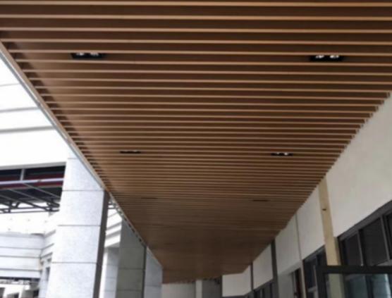 ʮ���X��ͨƷ�����У��{�����X��ͨ�ԃr�ȸߡ������X��ͨ�ڱ���