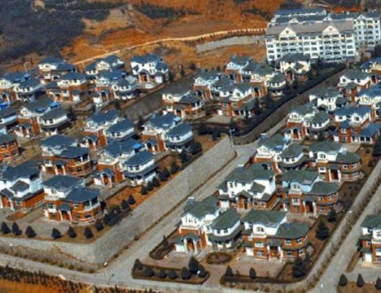 ɽ��ʮ�󸻴����а�����կ��ǳ��������ʳǴ��ǚvʷ�Ļ�����