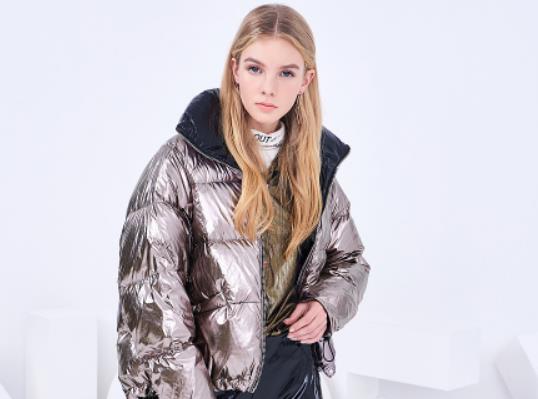 ��q�����洩���ů��߀�Ǳ���ů������q�����洩��Խ��Խů�͆�