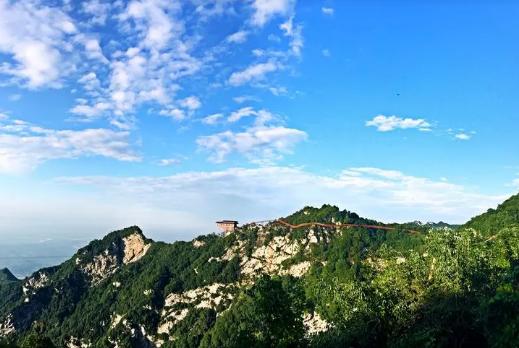 �Ї����m��ȥ¶�Iʮ��ɽ�壬�书ɽ�L���^�����ɾ��^�o�㲻һ�ӵ��w�