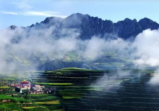 �Ї����m��ȥ¶�Iʮ��ɽ�壬�书ɽ�L���^�����ɾ��^�o�㲻һ�ӵ��w�