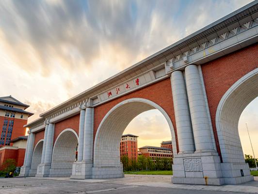 �Ї���У�˴�W��������W�����A��W���ǟo���W�������ĸ�У