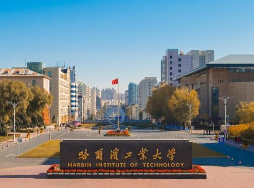 �Ї���У�˴�W��������W�����A��W���ǟo���W�������ĸ�У