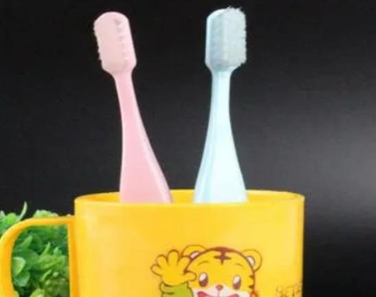 ʮ��ͯ��ˢƷ�����а񣬪{����ͯ��ˢ����¶����ͯ��ˢ�������M(f��i)�ߺ��u