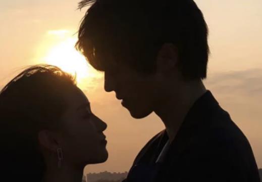 �fŮ�������������]���J(r��n)ʲô��˼�������ѿ����f�ܶ�Ů��׷��ʲô��˼