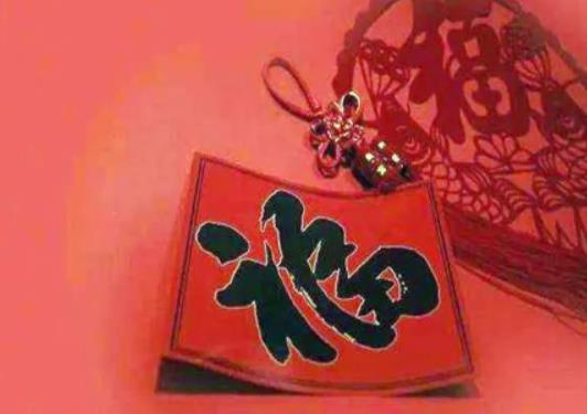 ���ַ�����������ν���һ�ַ��c���ַ��r���e