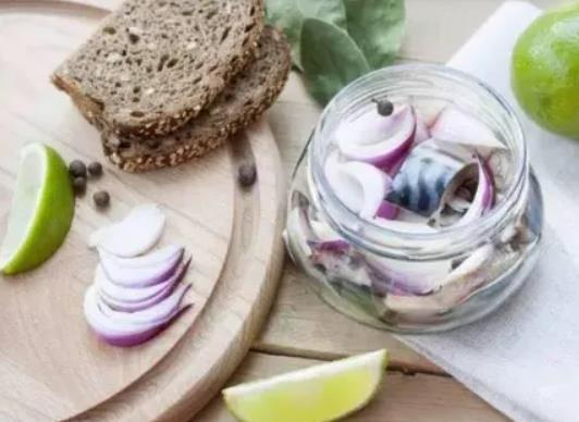 ���[���ԷŶ�ò����ģ����[��ˮ�ȵľ��w����