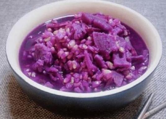 ��������ʲô�ǾGɫ�ģ�����Ƥ�ܳԆ�