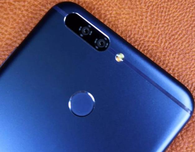 �sҫV9���Æ� 2K�@ʾ���˺�оƬ4GB/6GB�\�Ѓȴ�