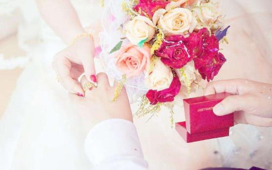 �����ʲô��˼��80���³��Y�鷽ʽ ��Ů�����đB(t��i)�ȼ�����